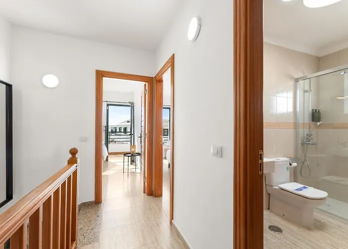 Arpon Santa Rosa 1 By Escape * Puerto del Carmen (Lanzarote)