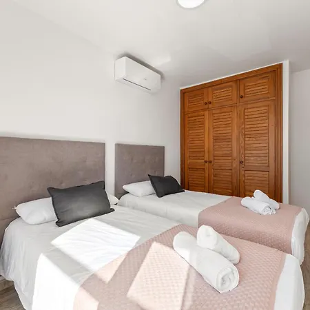 Arpon Santa Rosa 1 By Escape Villa Puerto del Carmen (Lanzarote)