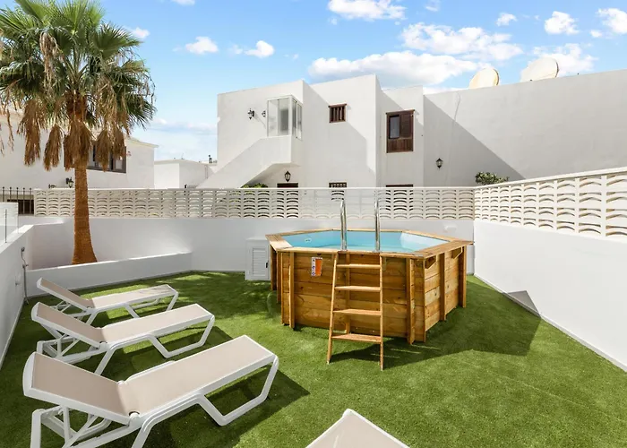 Arpon Santa Rosa 1 By Escape Villa Puerto del Carmen (Lanzarote)